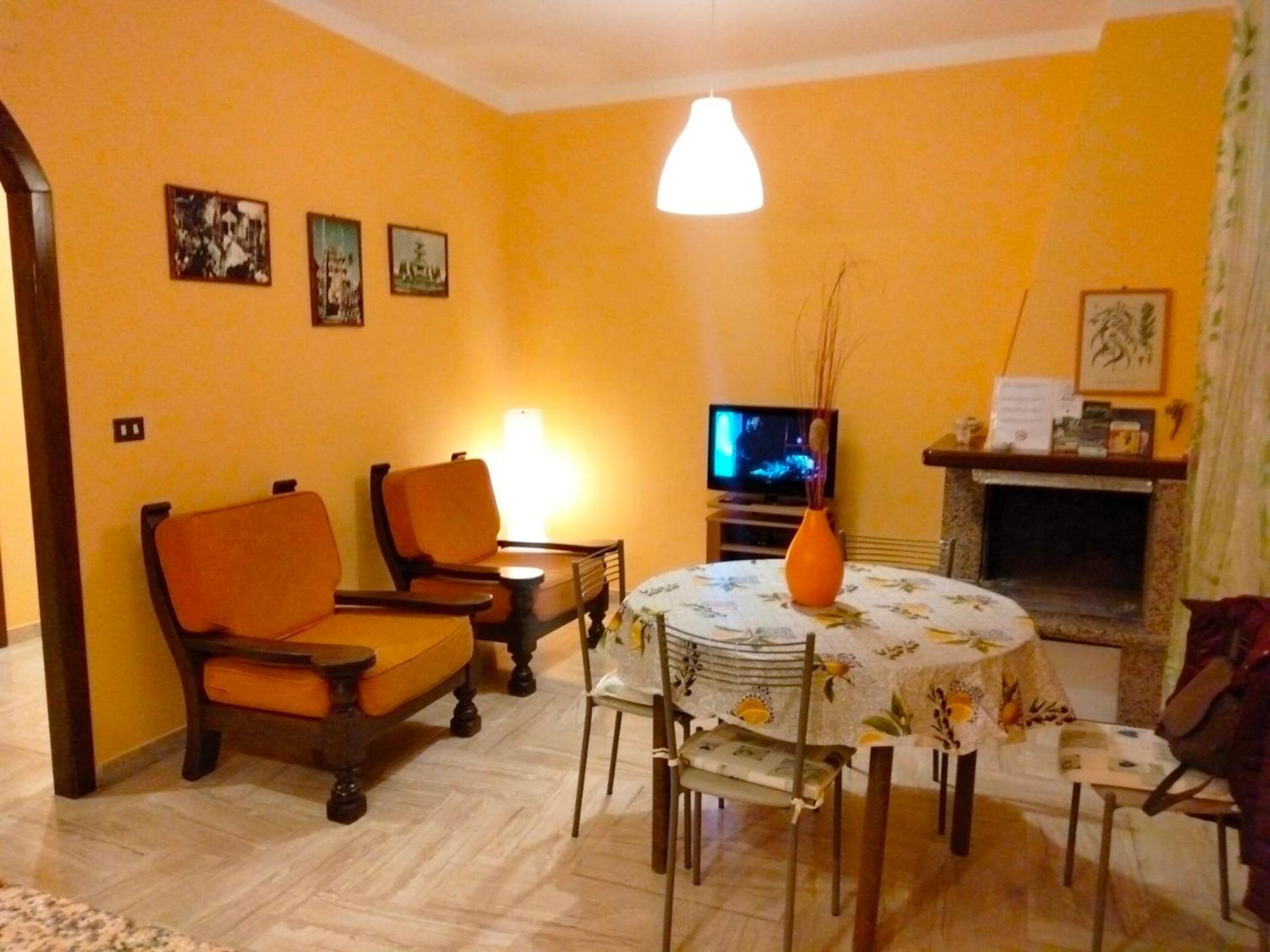 Casa Di Anna Apartment Tolfa Exterior photo